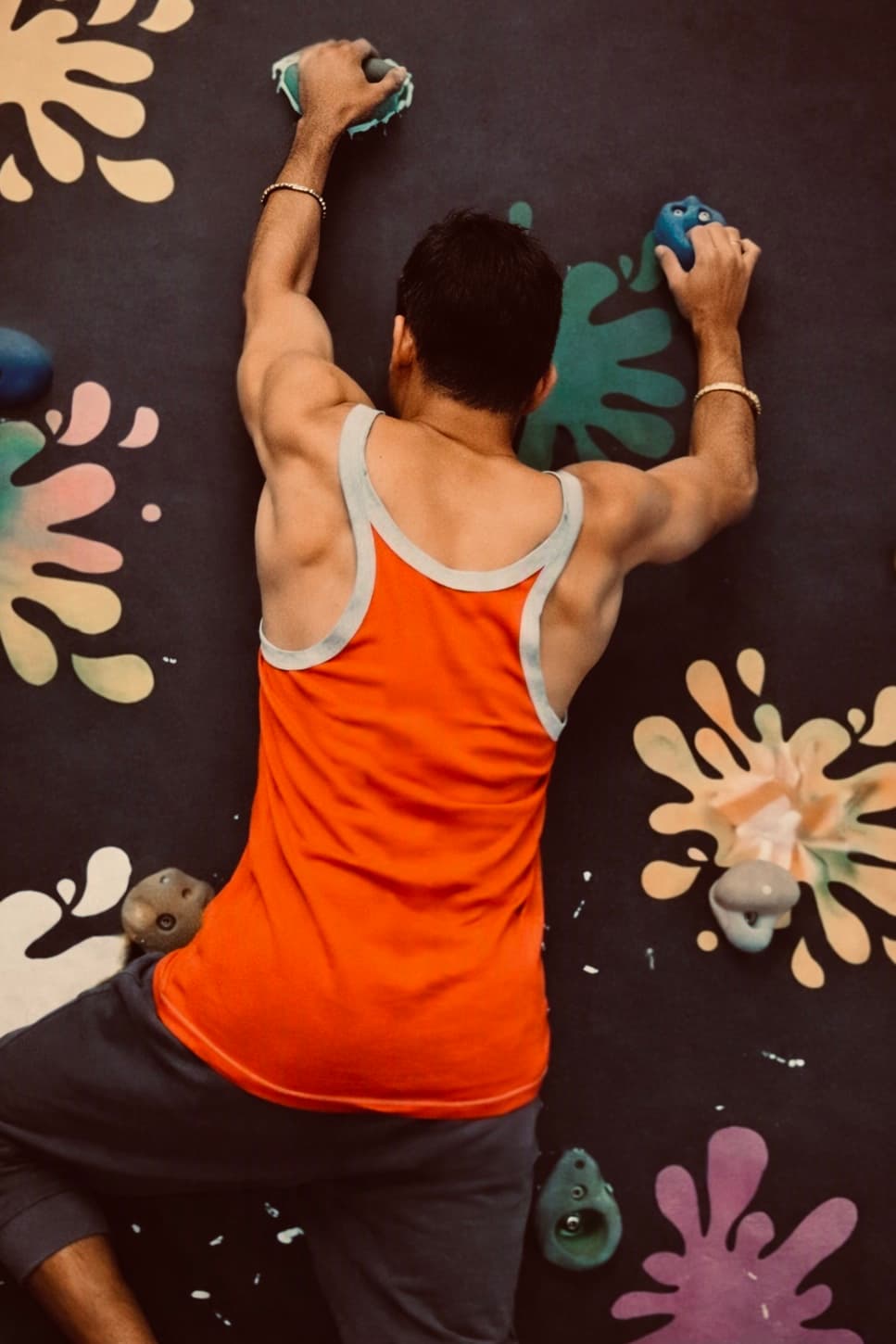Indoor Rock Climbing: Strength, Balance & Mental Resilience